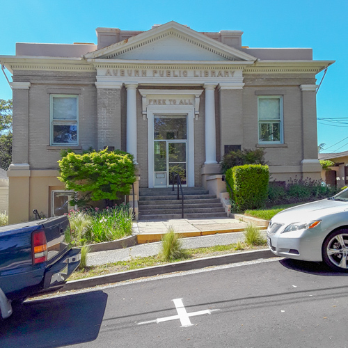 The former Auburn Public Library